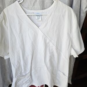 UA Scrubs White Short Sleeve Women's Tee